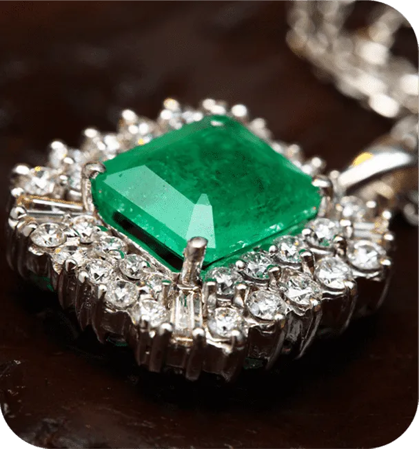 Estimation Gratuite de vos objets précieux, pierres précieuses, bijoux de marque, argenterie, métal argenté, pièces de forme, tableaux, antiquités, meubles anciens